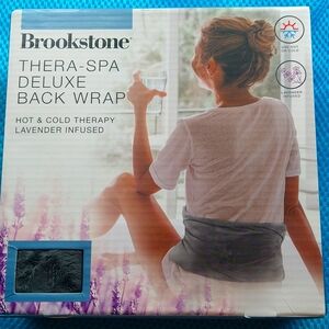 Brookstone Thera-Spa Deluxe Back Wrap. Hot and Cold Therapy Lavender Infused